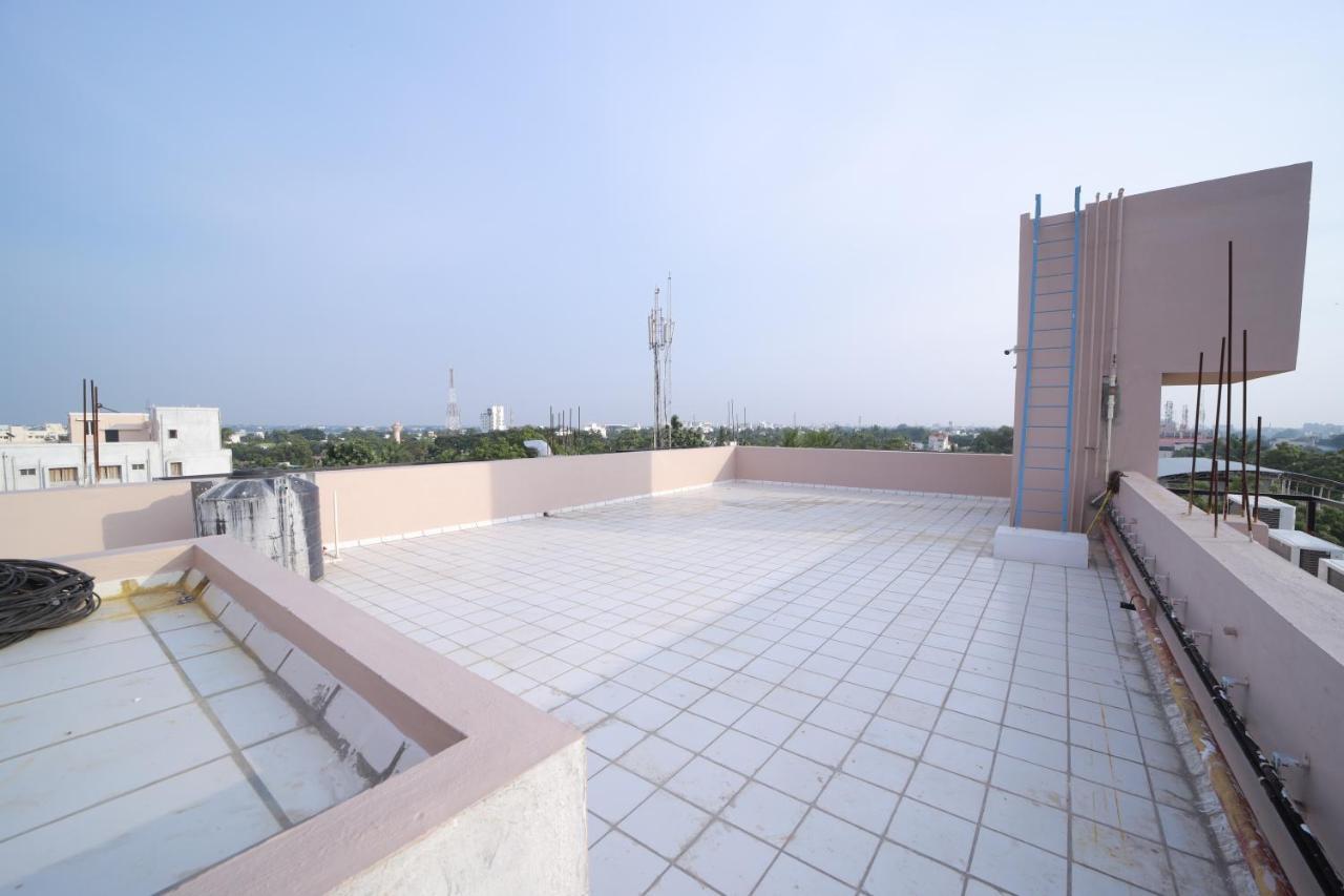 Majestic Hotel Madurai Ngoại thất bức ảnh